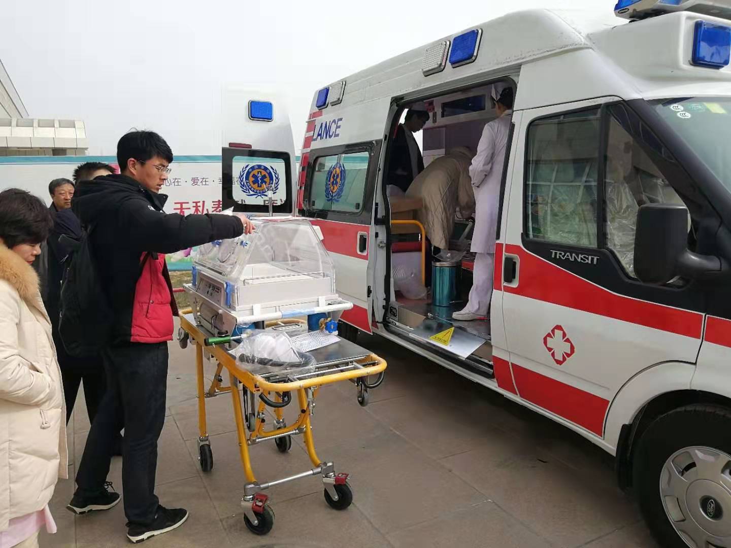 当雄县救护车转院